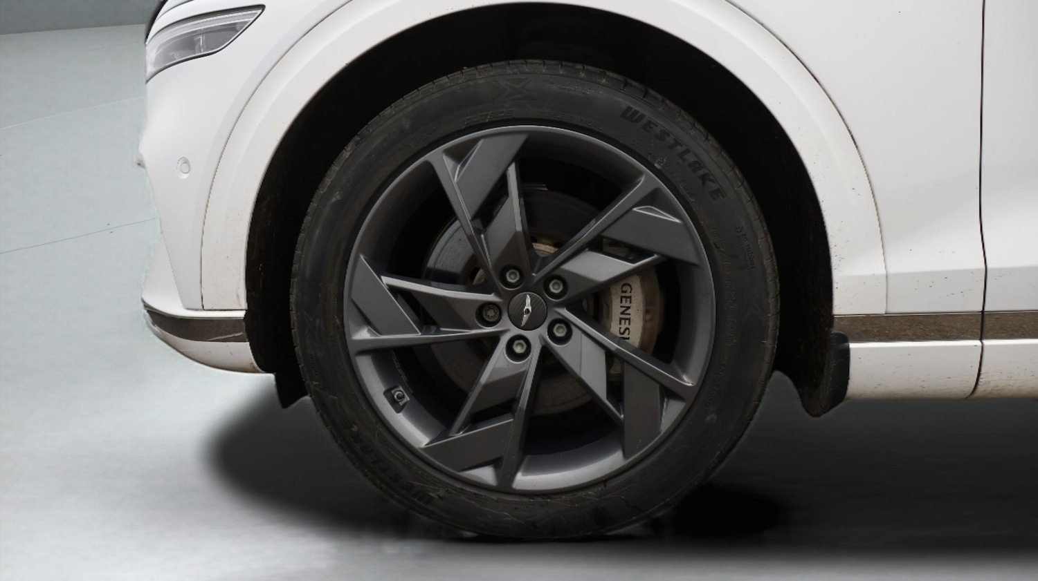 Used Genesis GV70 2023 for sale - 77649918: Photo 18