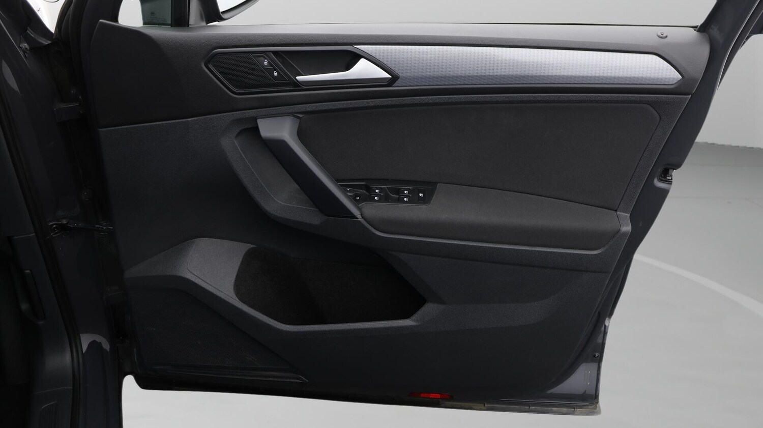 Used Volkswagen Tiguan 2022 for sale - 75940033: Photo 23