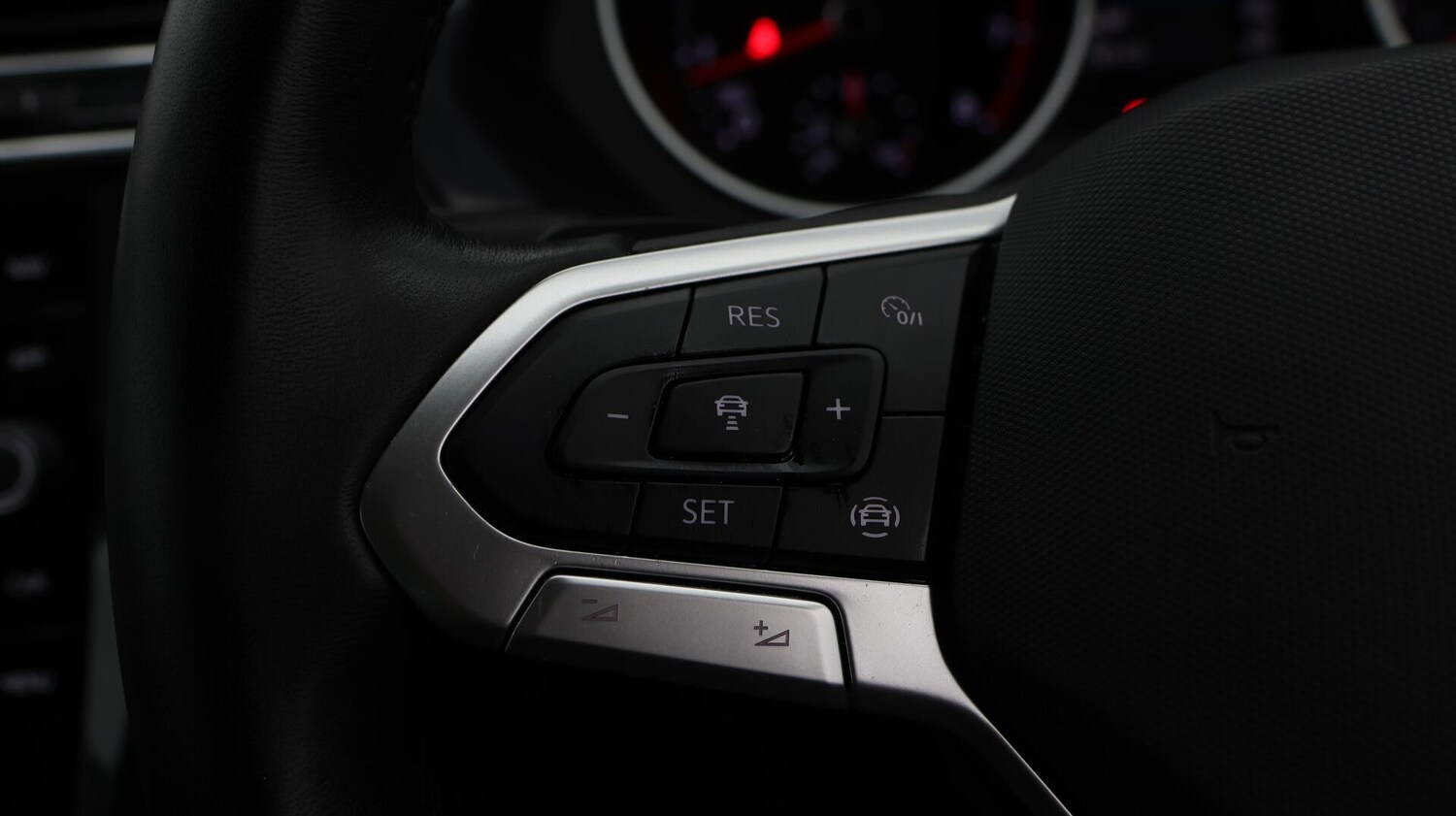 Used Volkswagen Tiguan 2022 for sale - 75940033: Photo 37