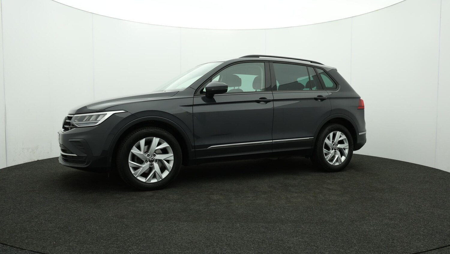 Used Volkswagen Tiguan 2022 for sale - 75940033: Photo 66