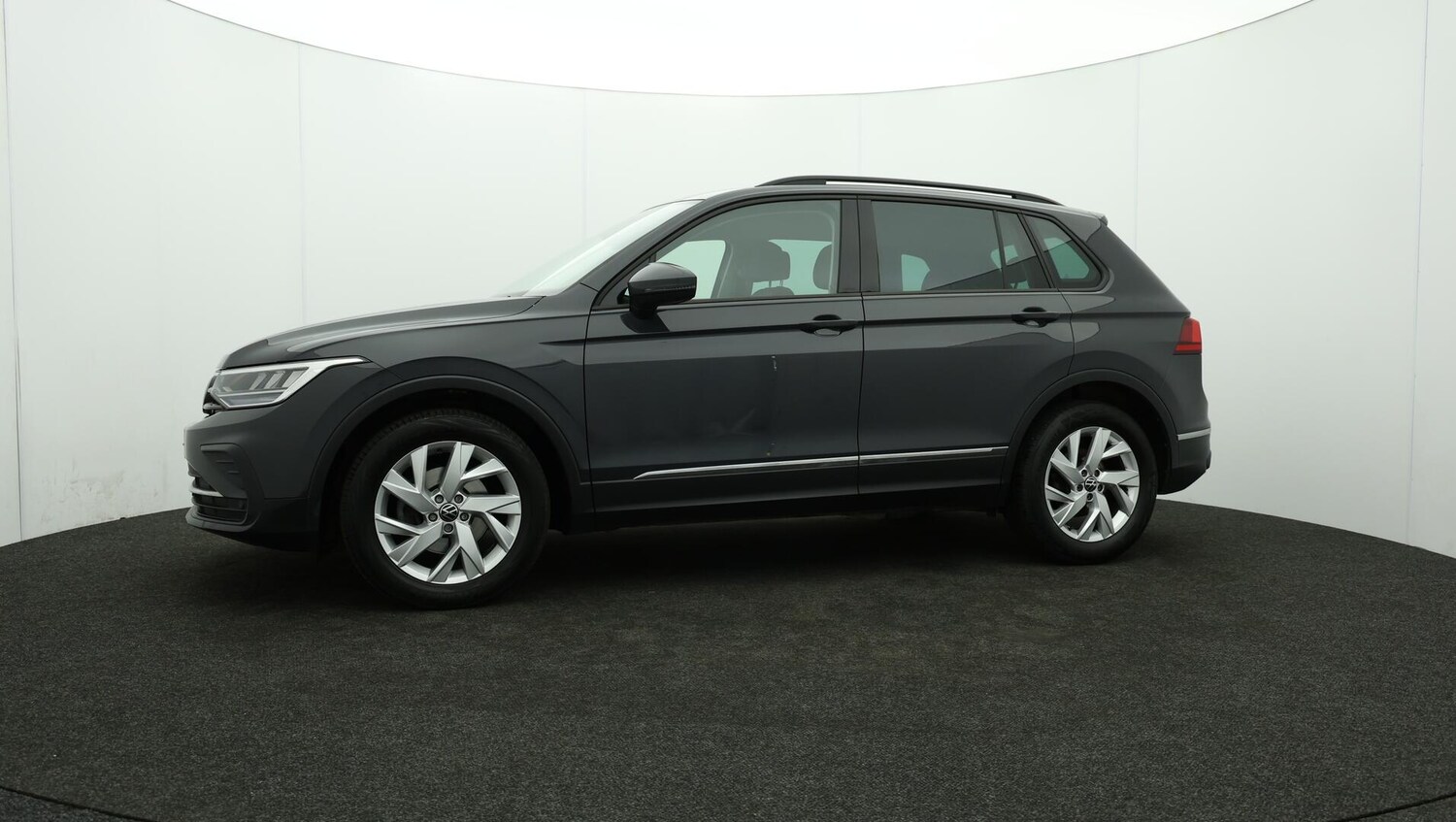 Used Volkswagen Tiguan 2022 for sale - 75940033: Photo 68
