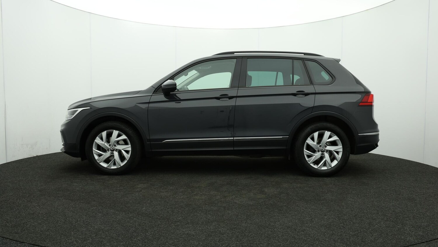 Used Volkswagen Tiguan 2022 for sale - 75940033: Photo 71