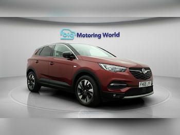 Used Vauxhall Grandland X 2019 for sale - 76060368: Photo 2