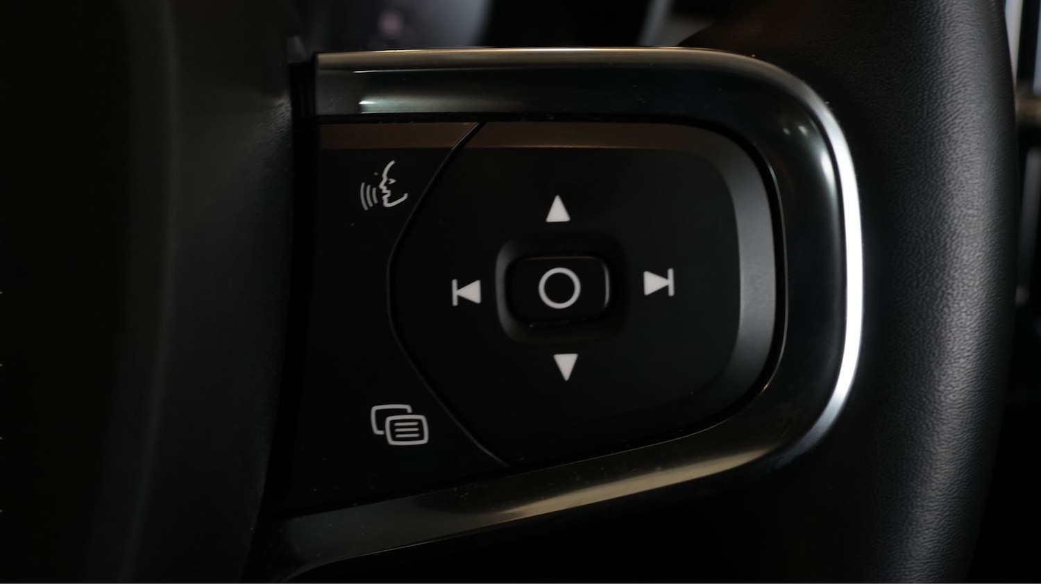 Used Volvo XC40 2022 for sale - 78099798: Photo 24