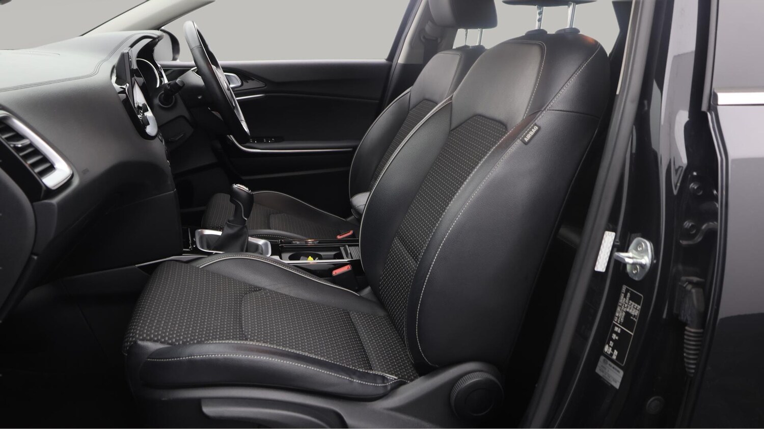 Used Kia XCeed 2021 for sale - 76645716: Photo 15