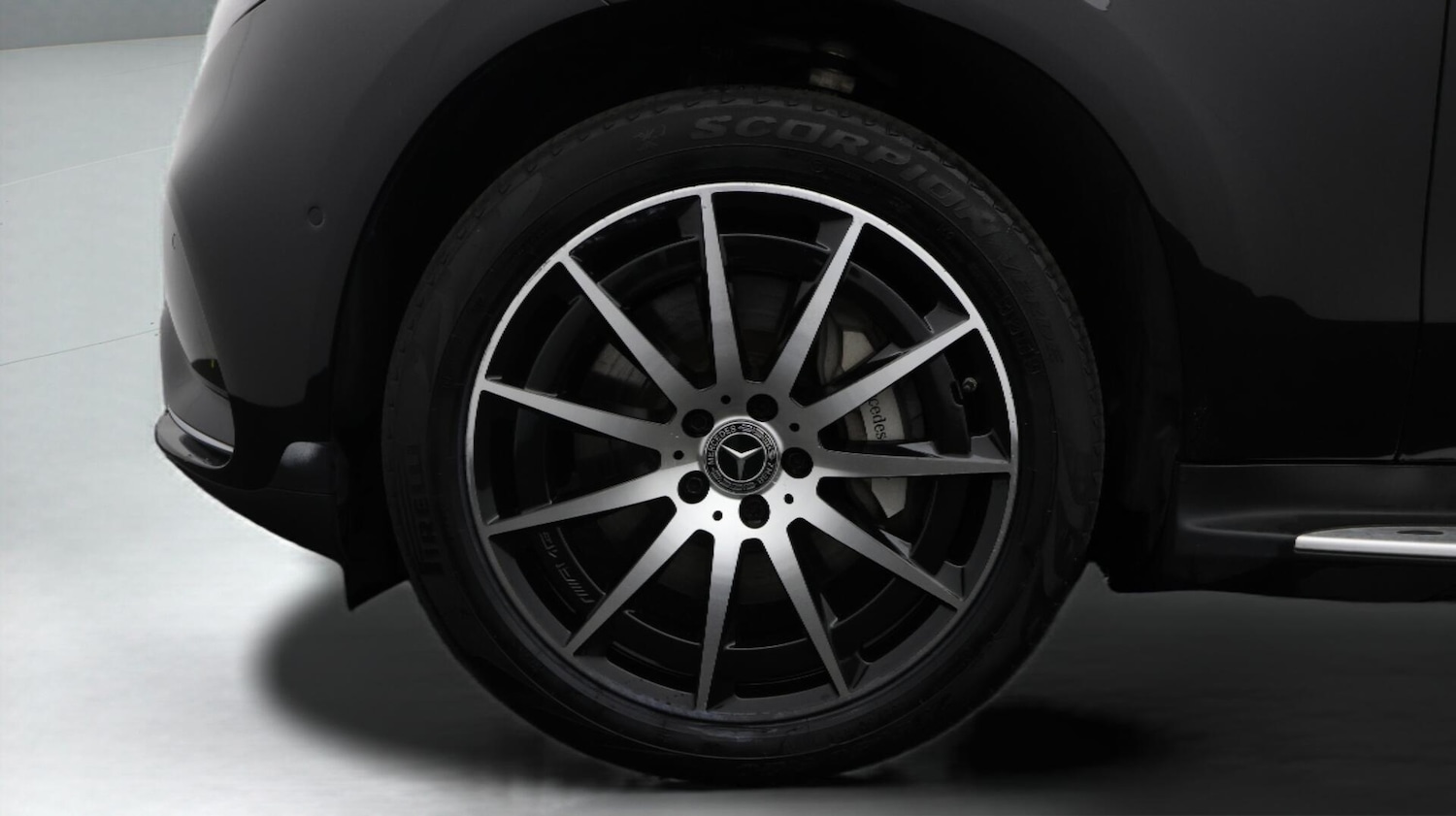 Used Mercedes-Benz EQC 2022 for sale - 76424490: Photo 19