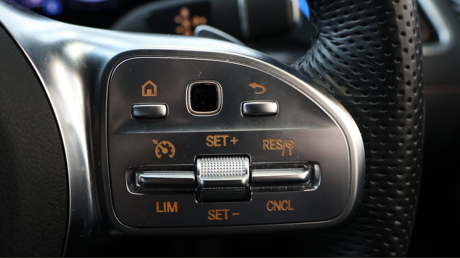 Used Mercedes-Benz EQC 2022 for sale - 76424490: Photo 27