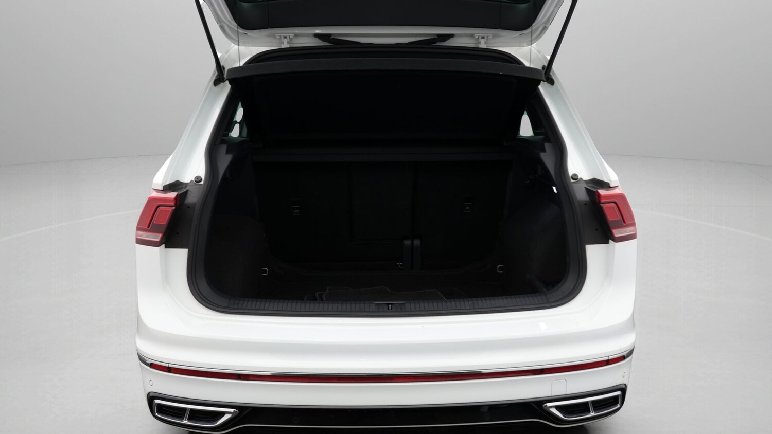 Used Volkswagen Tiguan 2023 for sale - 77855114: Photo 17