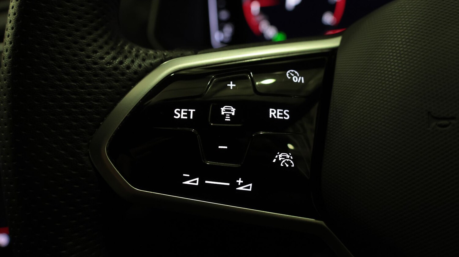 Used Volkswagen Tiguan 2023 for sale - 77855114: Photo 21