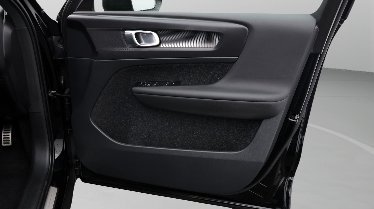 Used Volvo XC40 2021 for sale - 77606312: Photo 15