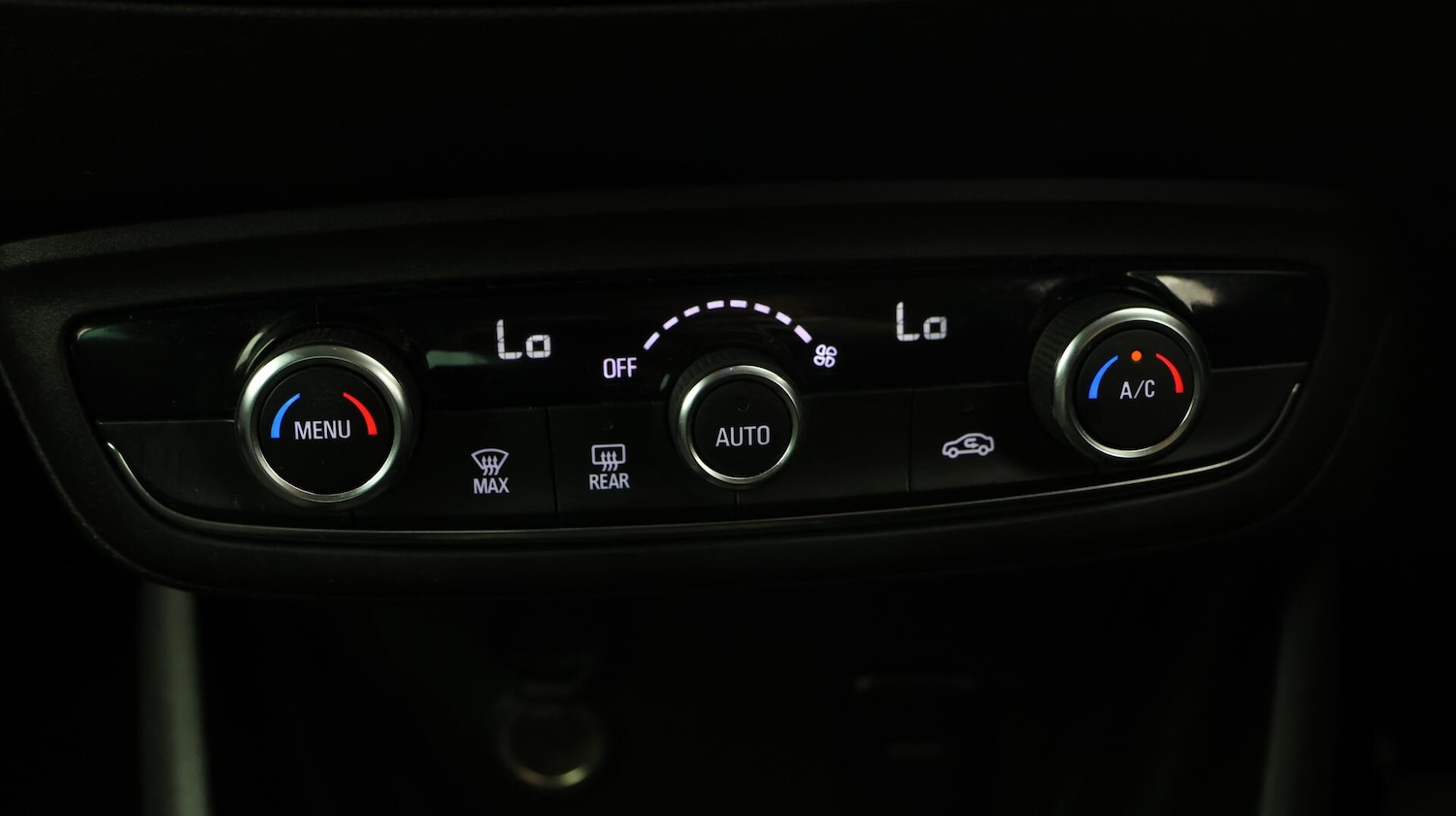 Used Vauxhall Crossland X 2018 for sale - 76667190: Photo 13