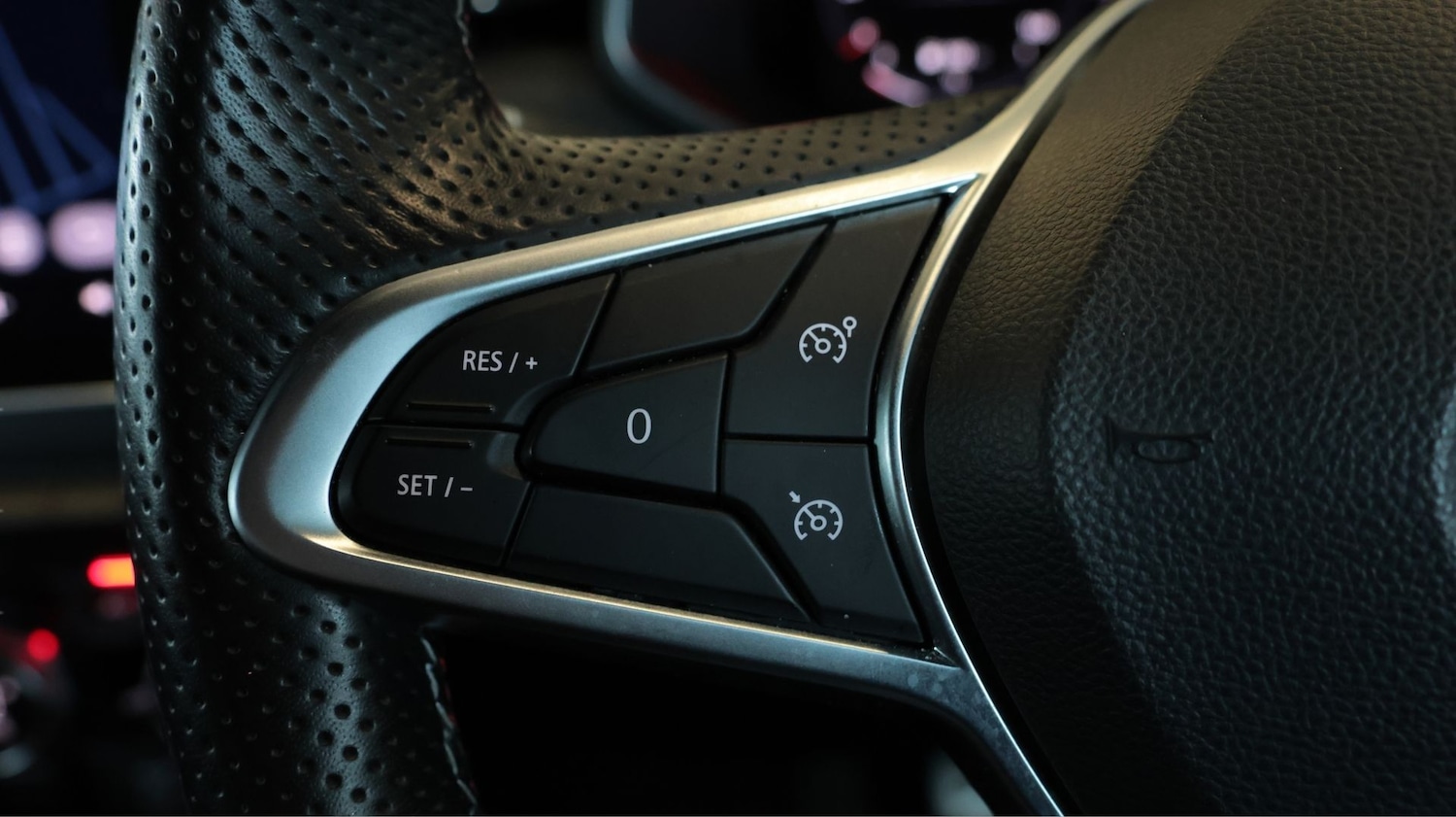 Used Renault Clio 2023 for sale - 77610237: Photo 21