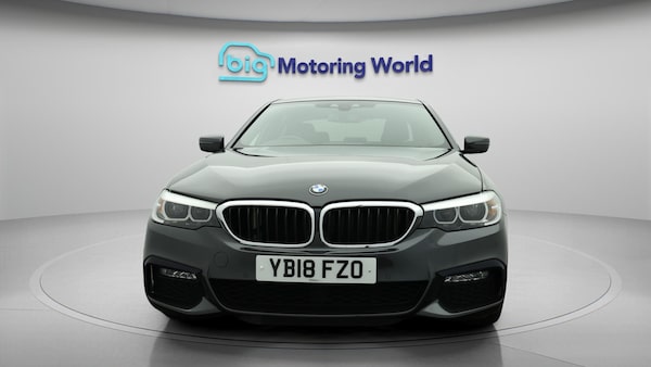 Used BMW 5 Series 2018 for sale - 76240005: Photo 3