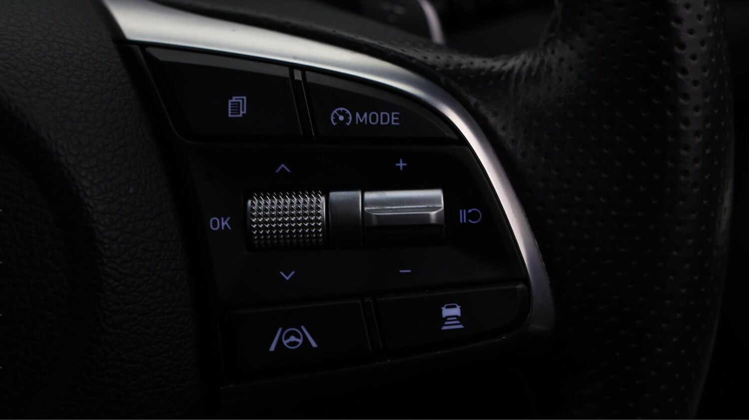 Used Genesis G70 2022 for sale - 76499419: Photo 25