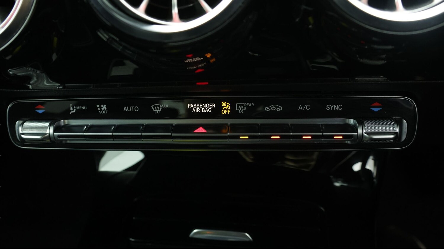 Used Mercedes-Benz CLA 2022 for sale - 77525772: Photo 12