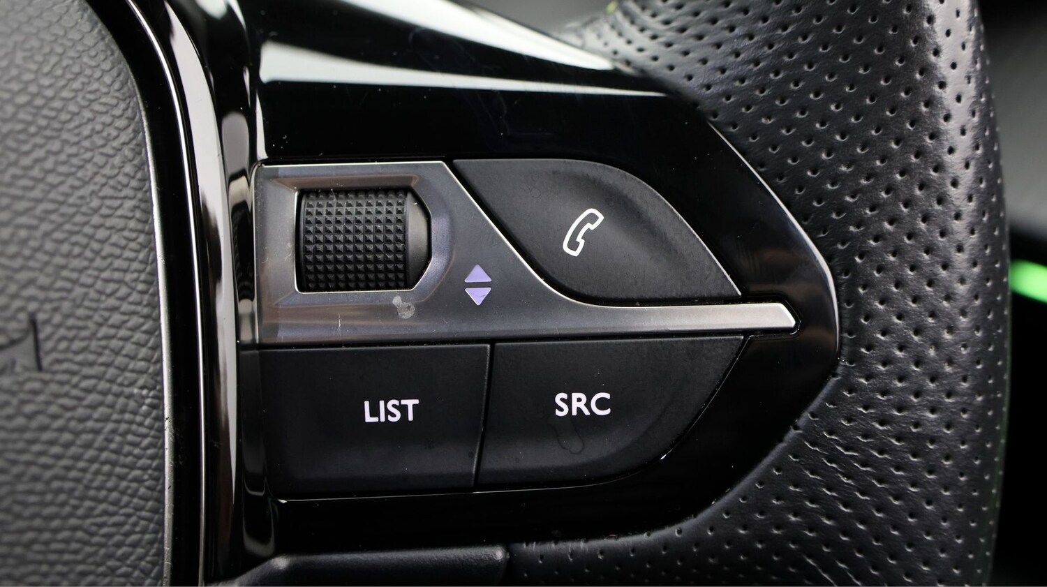 Used Peugeot 2008 2021 for sale - 77207052: Photo 25