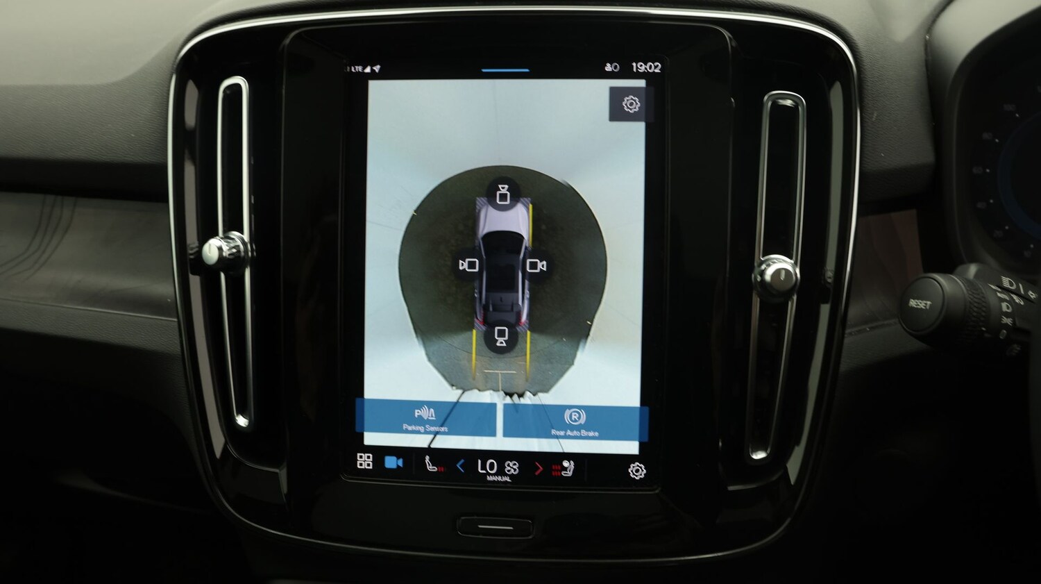 Used Volvo C40 2023 for sale - 77721785: Photo 27