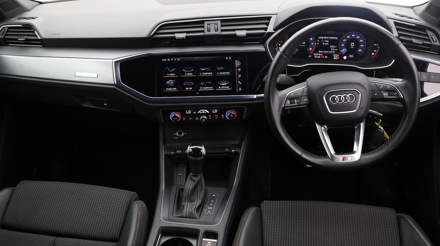 Used Audi Q3 2020 for sale - 76122000: Photo 14