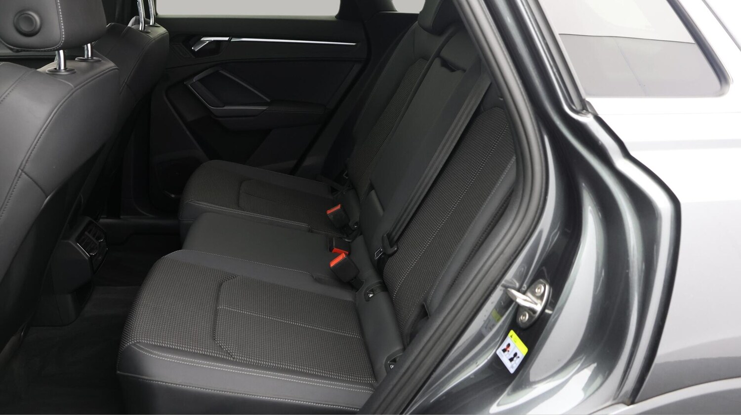 Used Audi Q3 2020 for sale - 76122000: Photo 17