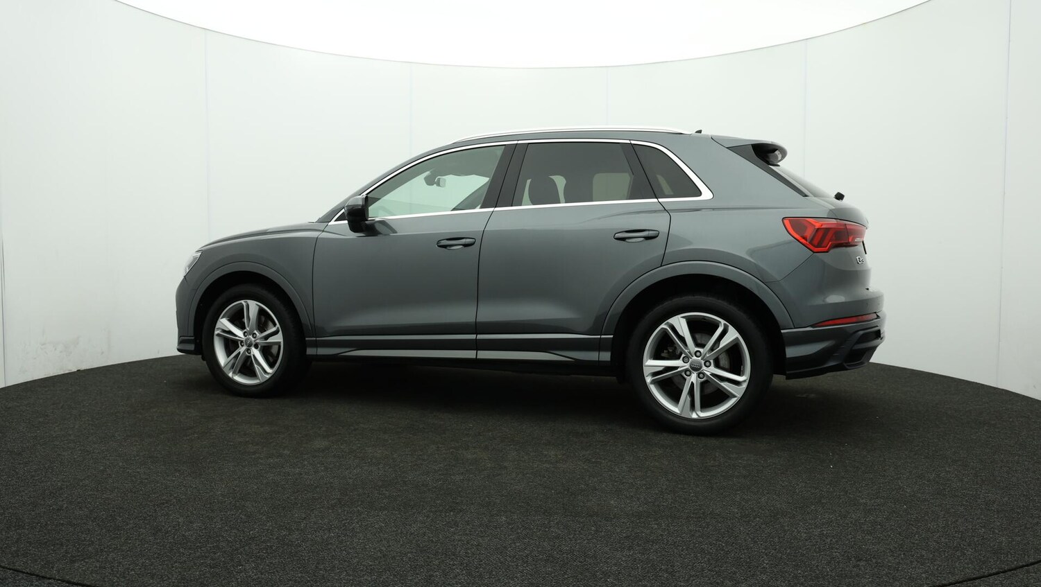 Used Audi Q3 2020 for sale - 76122000: Photo 76