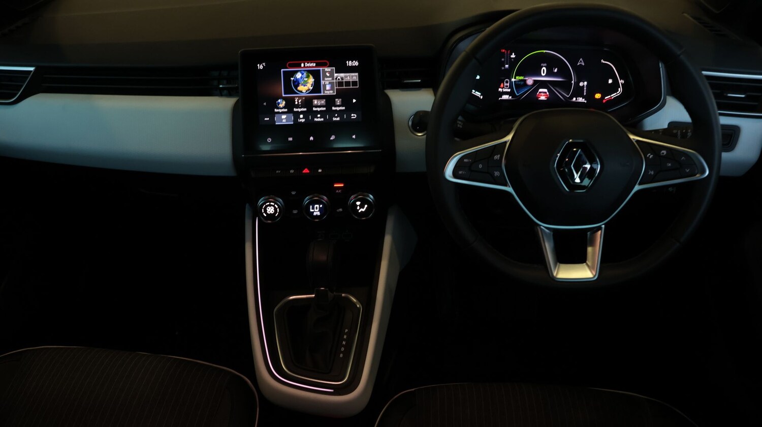 Used Renault Clio 2022 for sale - 77940932: Photo 13