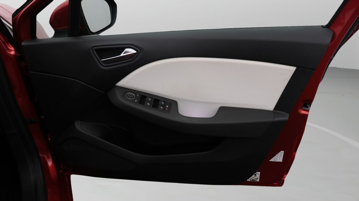 Used Renault Clio 2022 for sale - 77940932: Photo 15