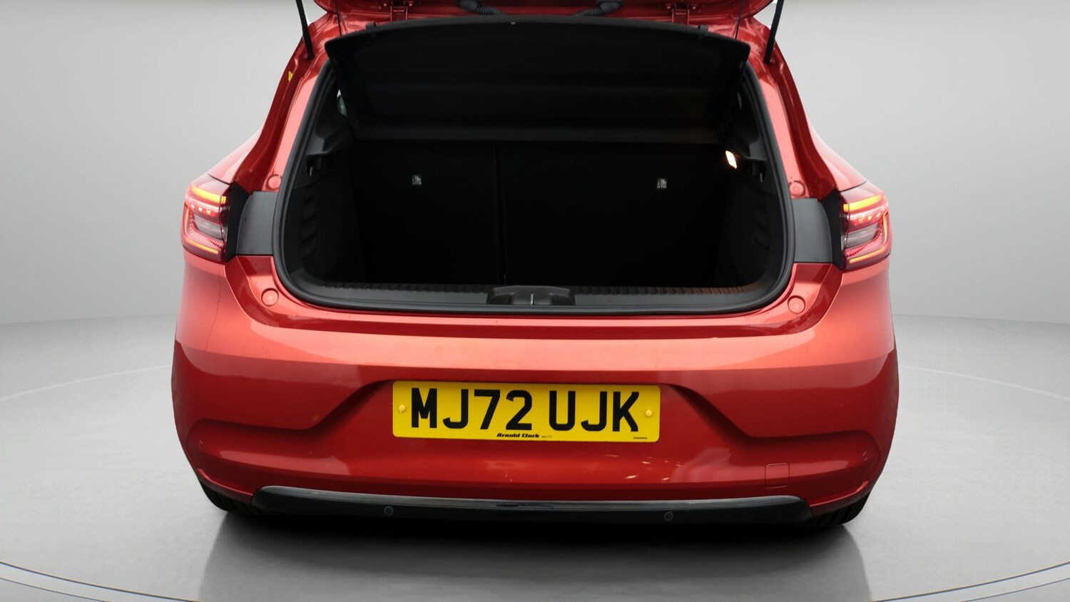 Used Renault Clio 2022 for sale - 77940932: Photo 17