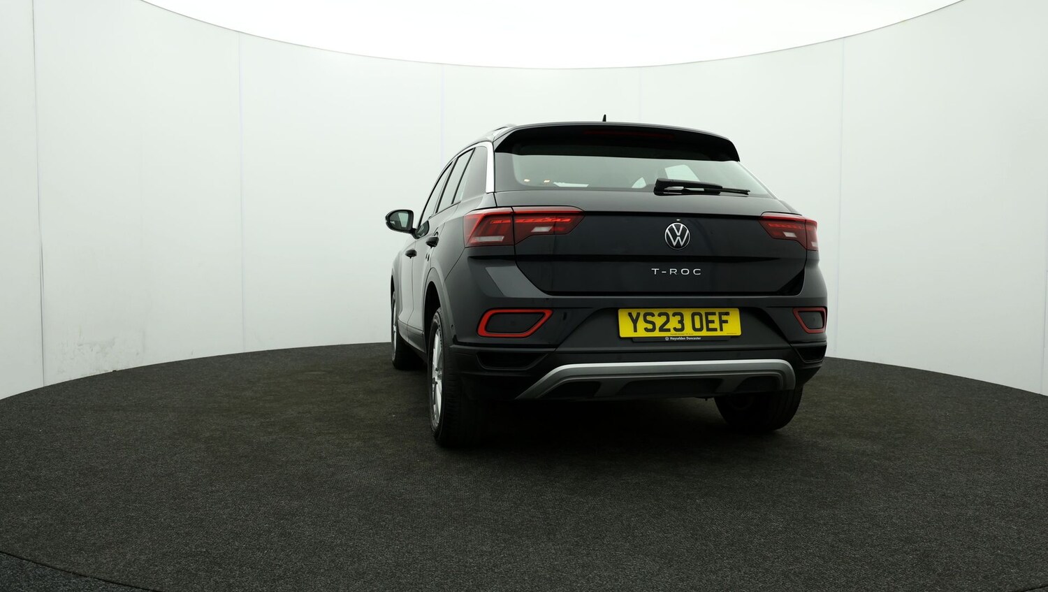 Used Volkswagen T-Roc for sale - 76810816: Photo 28