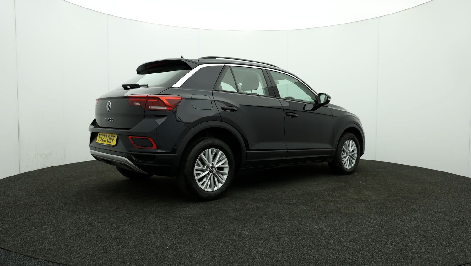 Used Volkswagen T-Roc for sale - 76810816: Photo 29