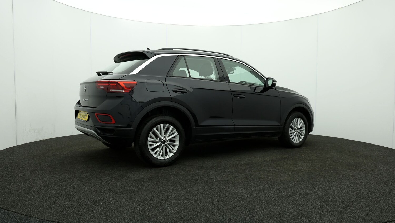 Used Volkswagen T-Roc for sale - 76810816: Photo 30