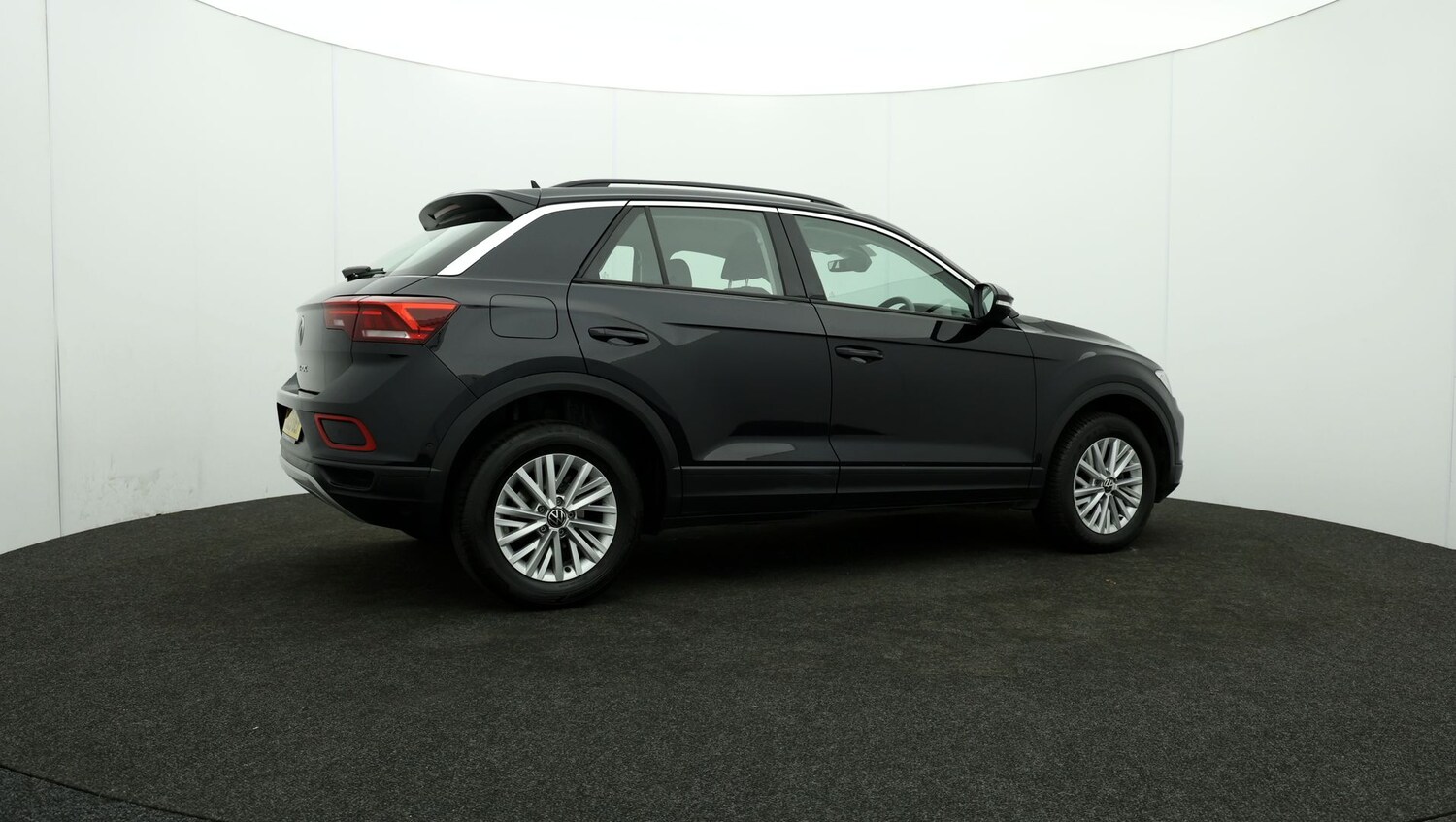 Used Volkswagen T-Roc for sale - 76810816: Photo 31