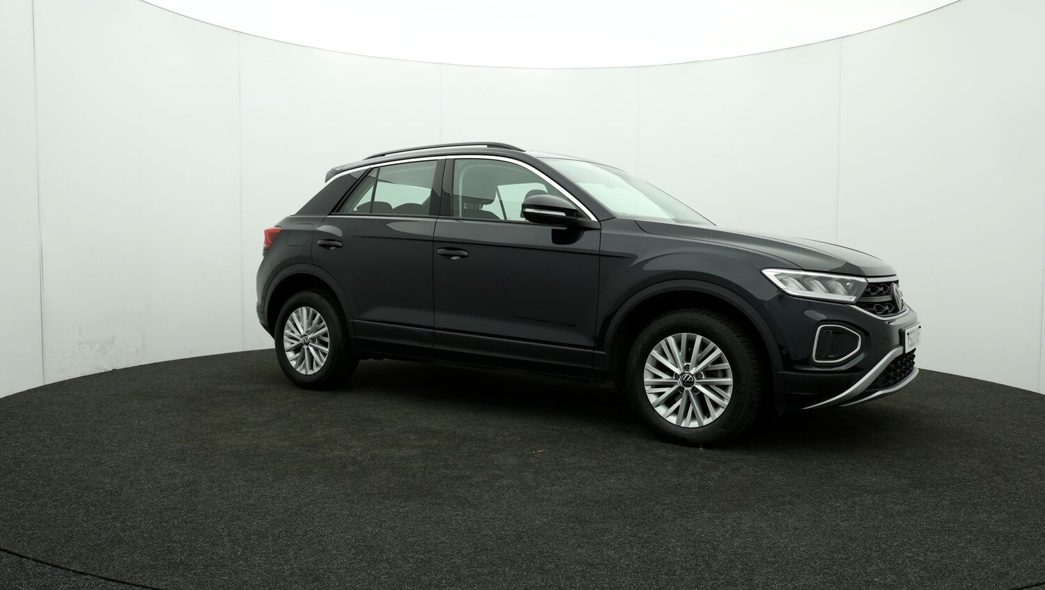 Used Volkswagen T-Roc for sale - 76810816: Photo 41