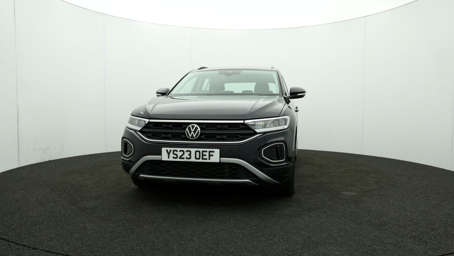 Used Volkswagen T-Roc for sale - 76810816: Photo 52