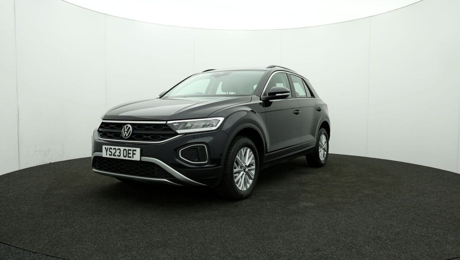 Used Volkswagen T-Roc for sale - 76810816: Photo 55