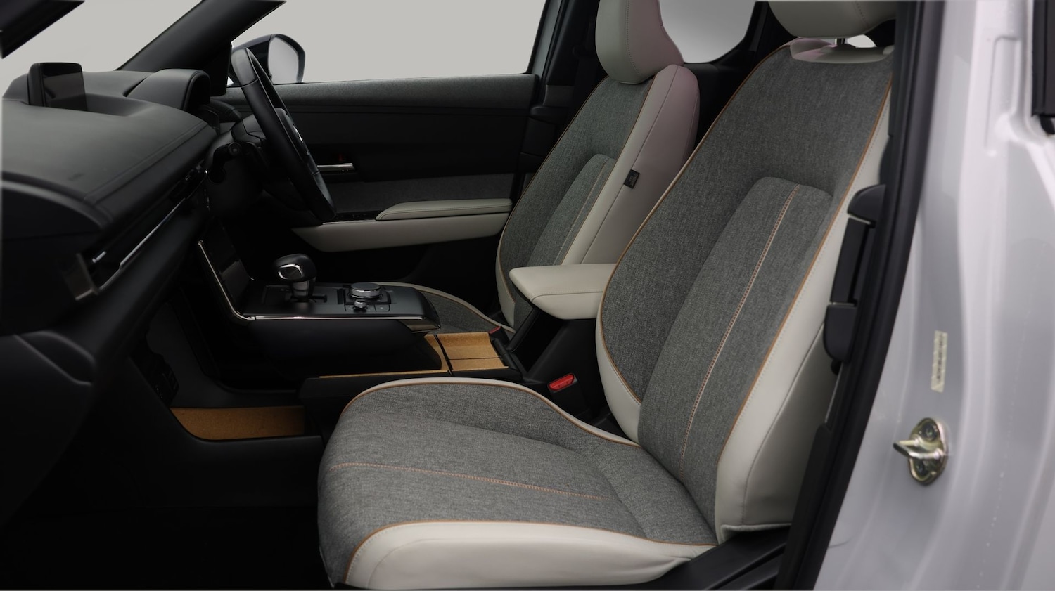 Used Mazda MX-30 2021 for sale - 77385889: Photo 14