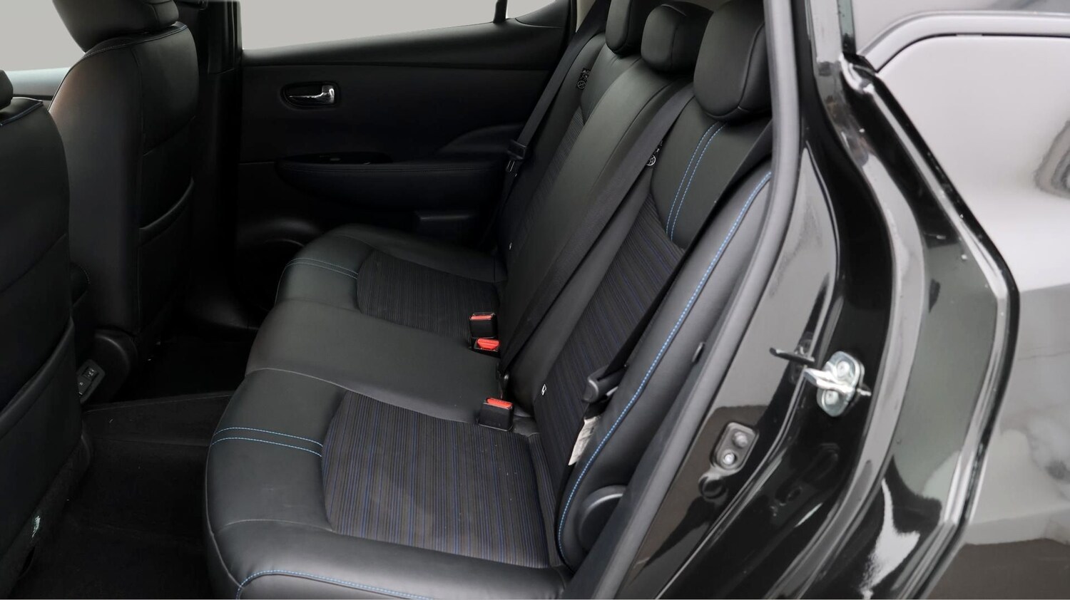 Used Nissan Leaf 2022 for sale - 77329403: Photo 16