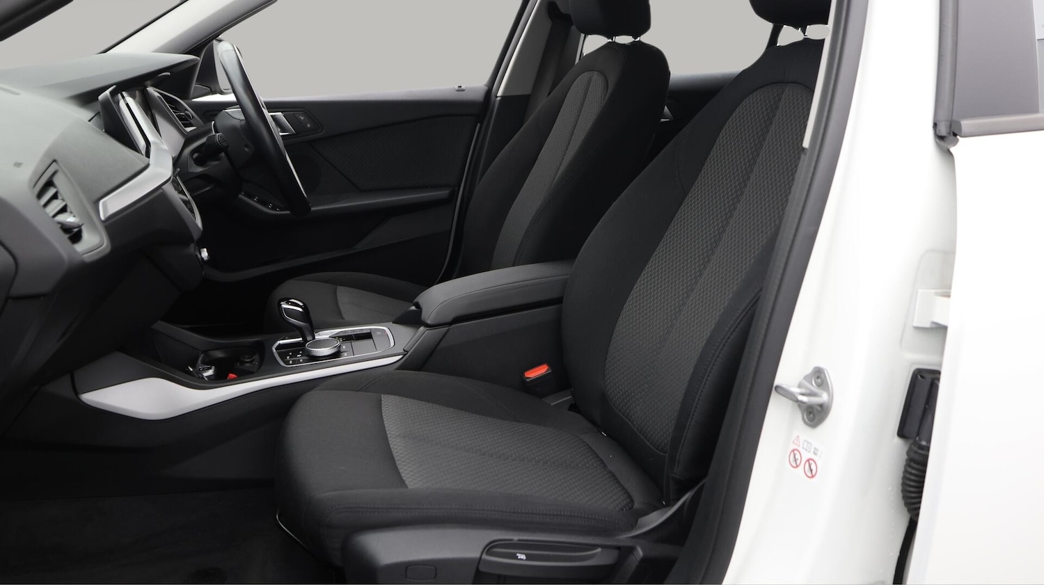 Used BMW 1 Series 2024 for sale - 76441138: Photo 15