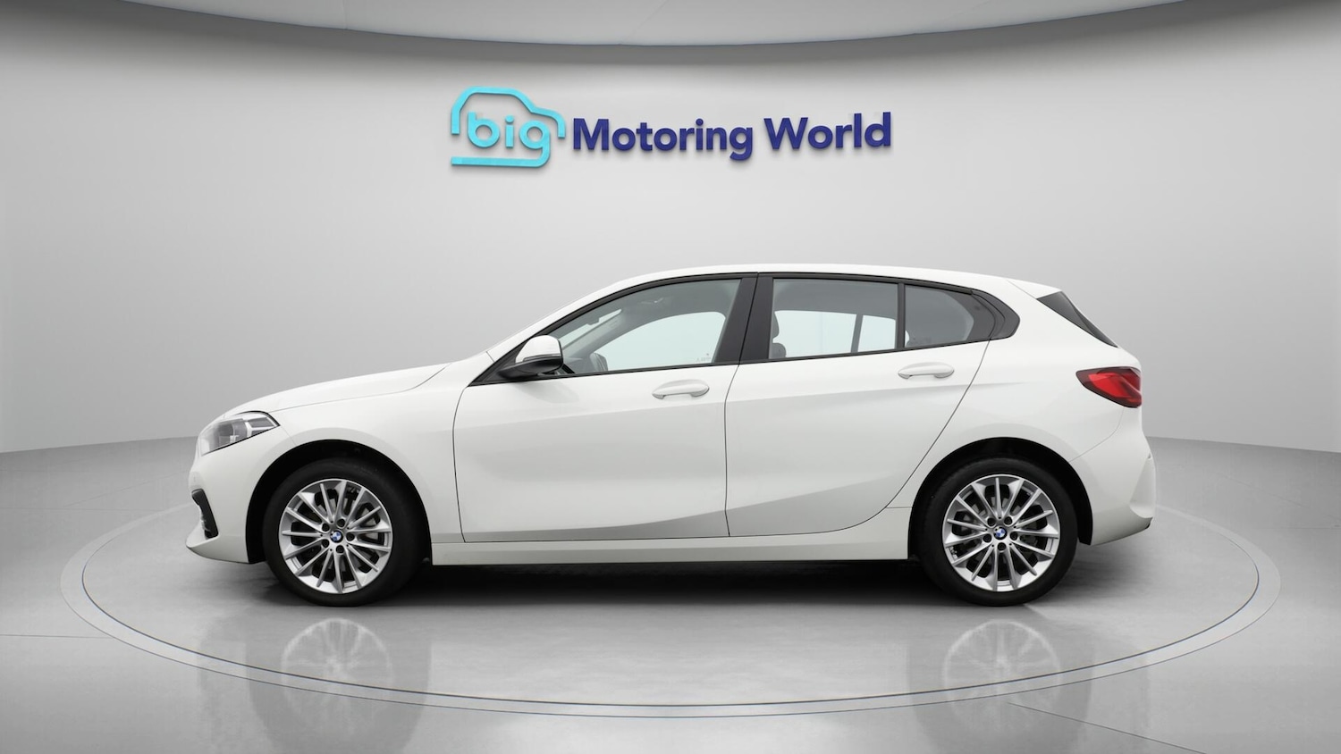 Used BMW 1 Series 2024 for sale - 76441138: Photo 5