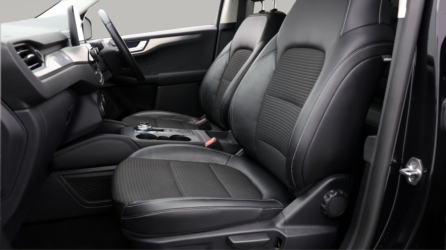 Used Ford Kuga 2021 for sale - 77435558: Photo 14