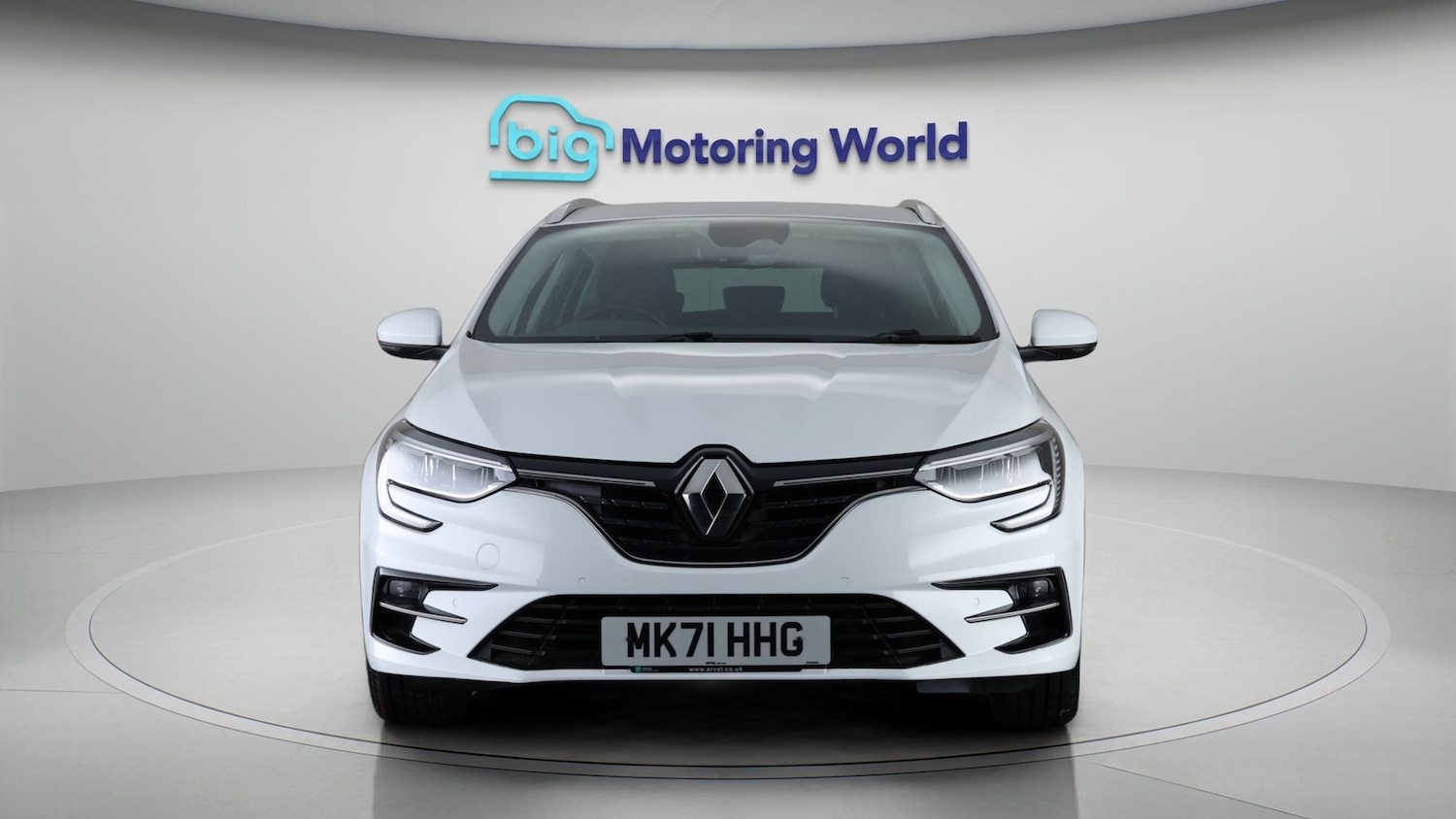 Used Renault Megane 2021 for sale - 77675839: Photo 2