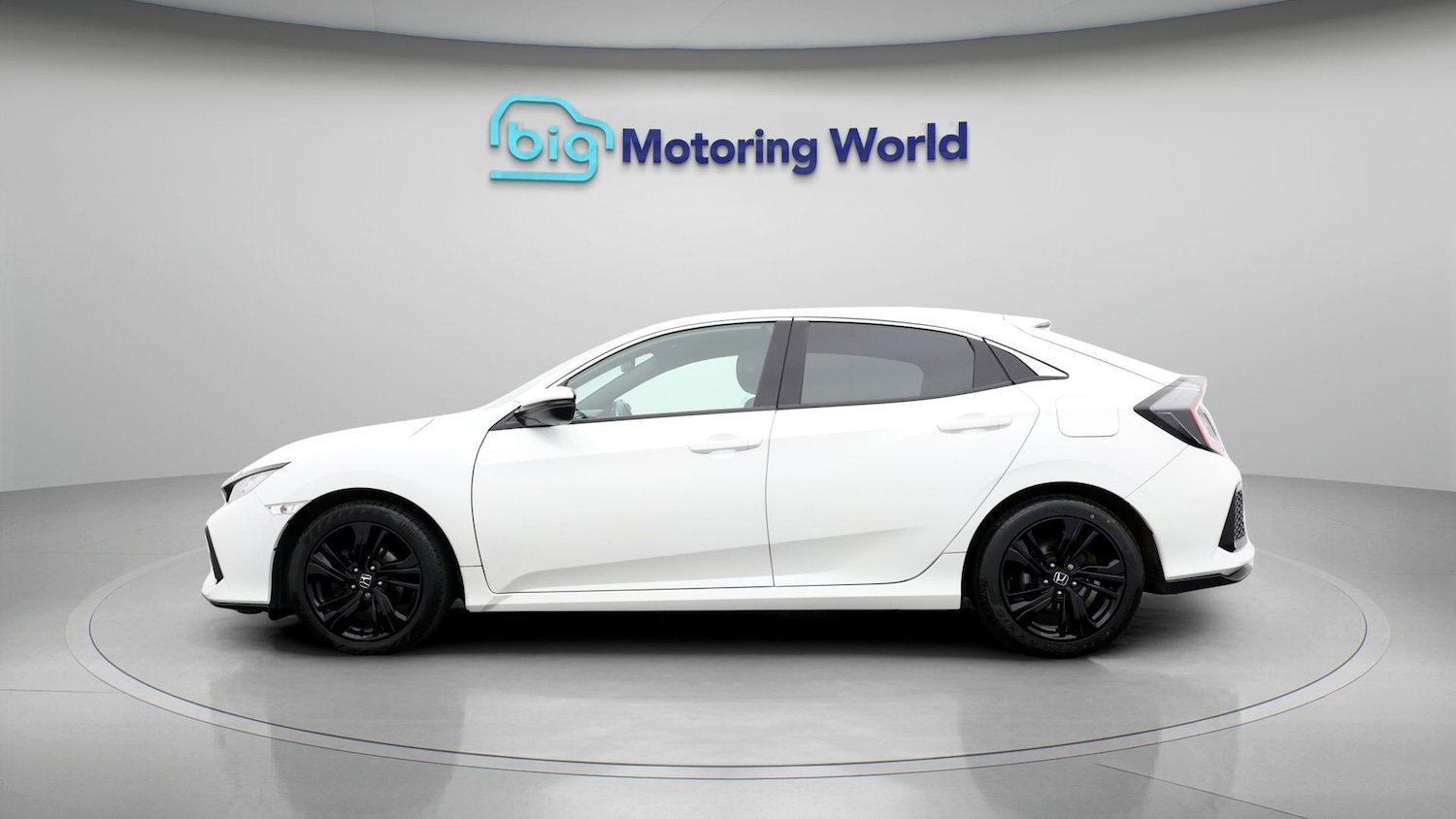 Used Honda Civic 2018 for sale - 77216400: Photo 4