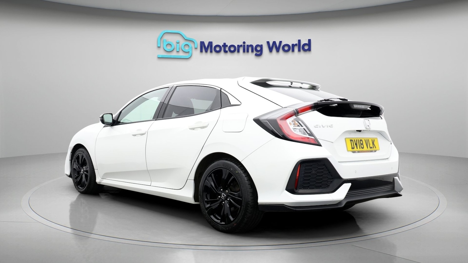 Used Honda Civic 2018 for sale - 77216400: Photo 5