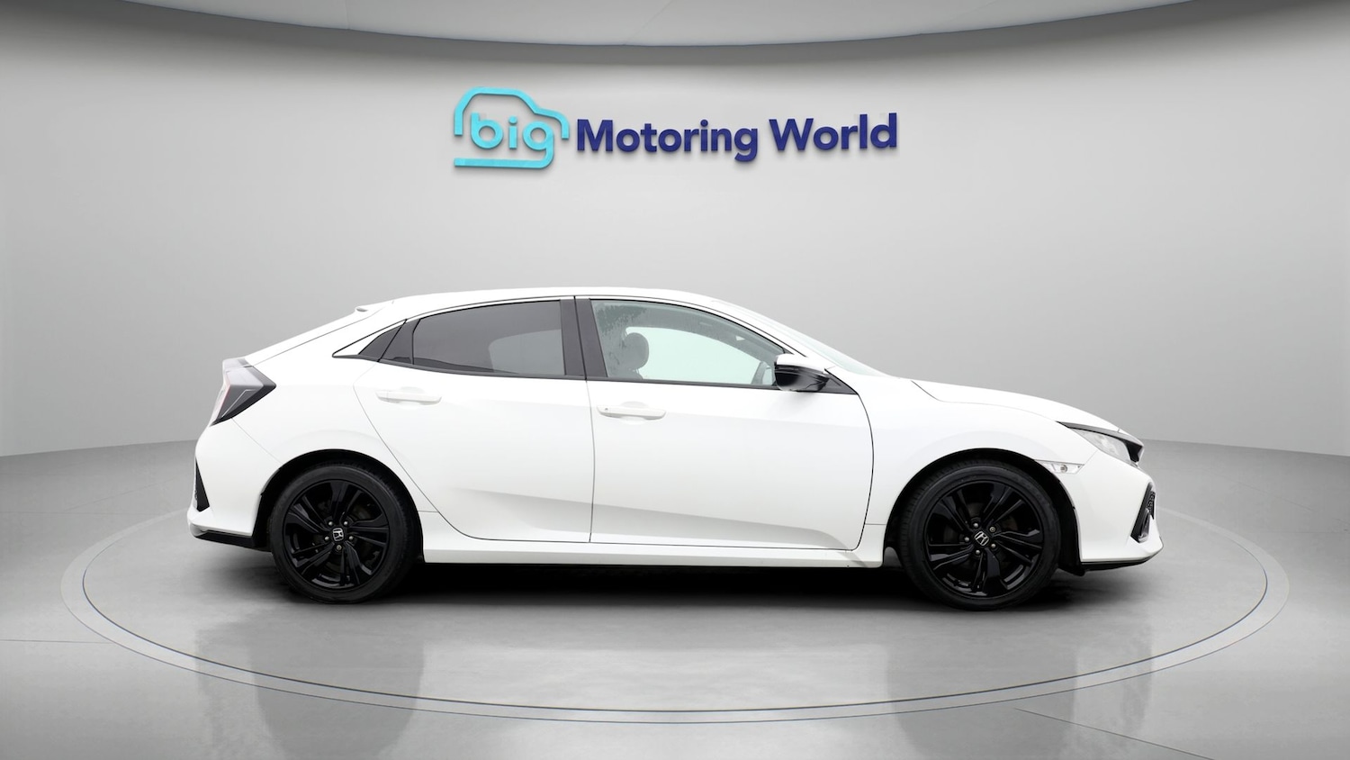 Used Honda Civic 2018 for sale - 77216400: Photo 8