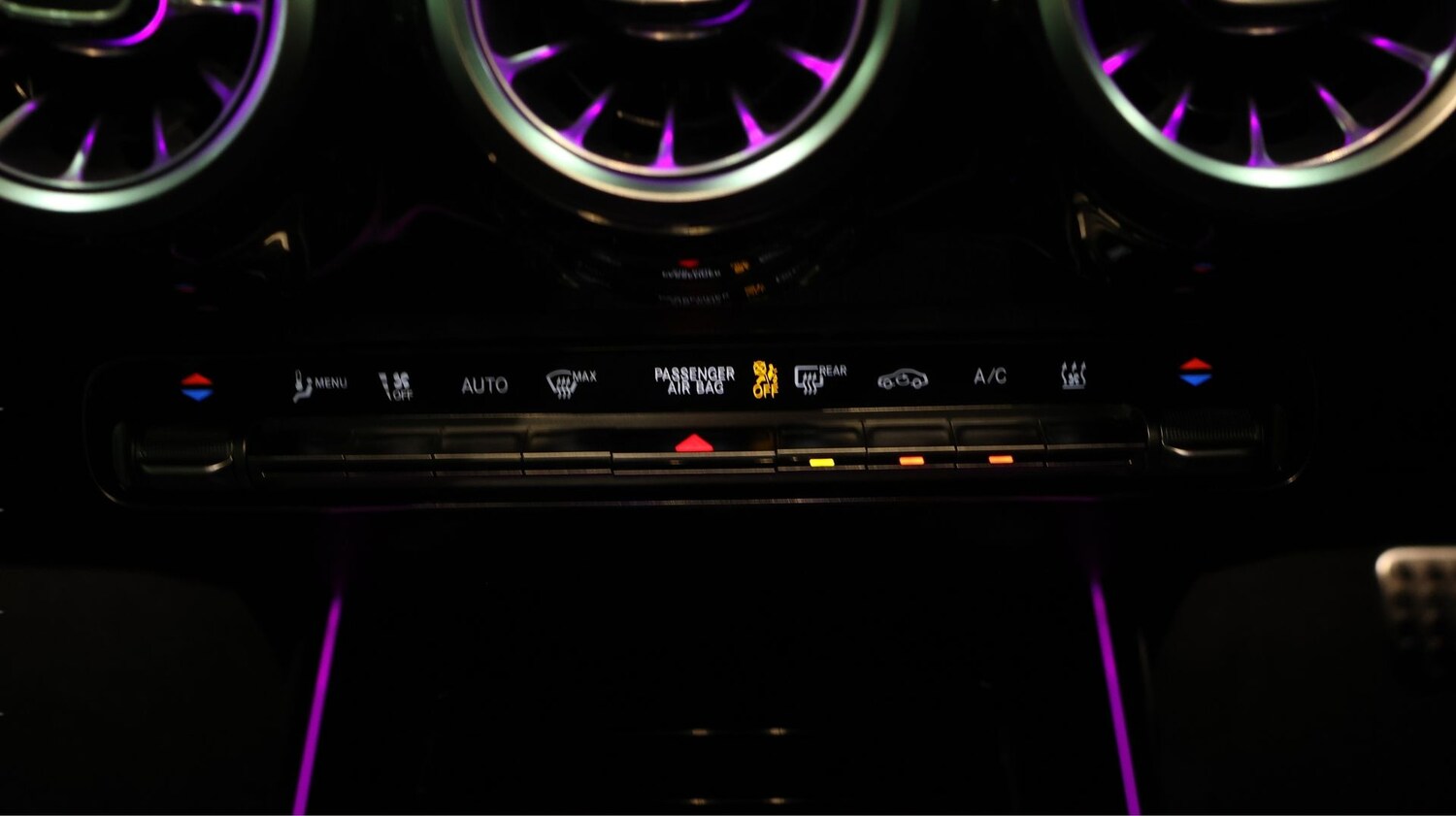 Used Mercedes-Benz EQB for sale - 77306388: Photo 12