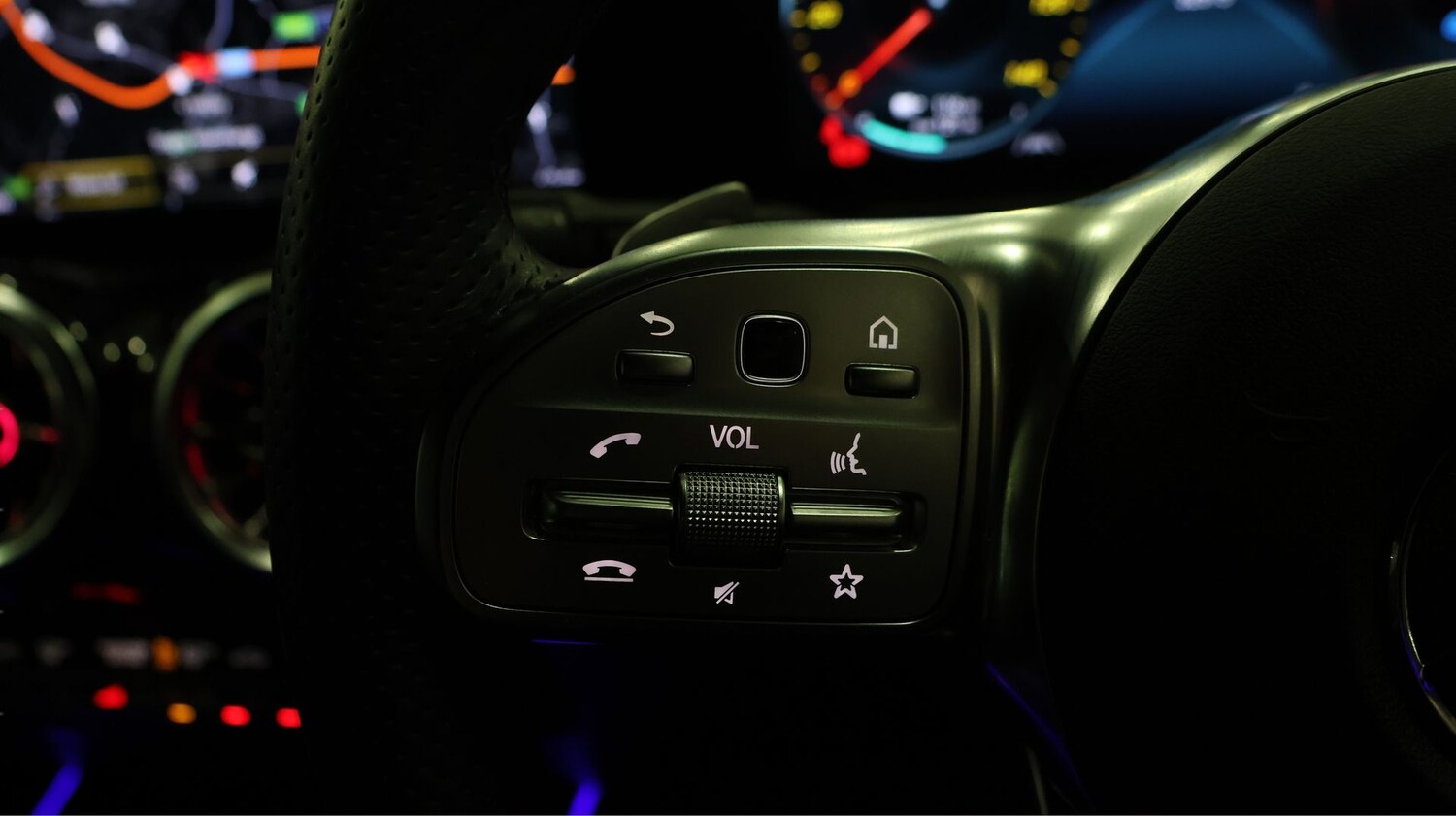 Used Mercedes-Benz EQB for sale - 77306388: Photo 23