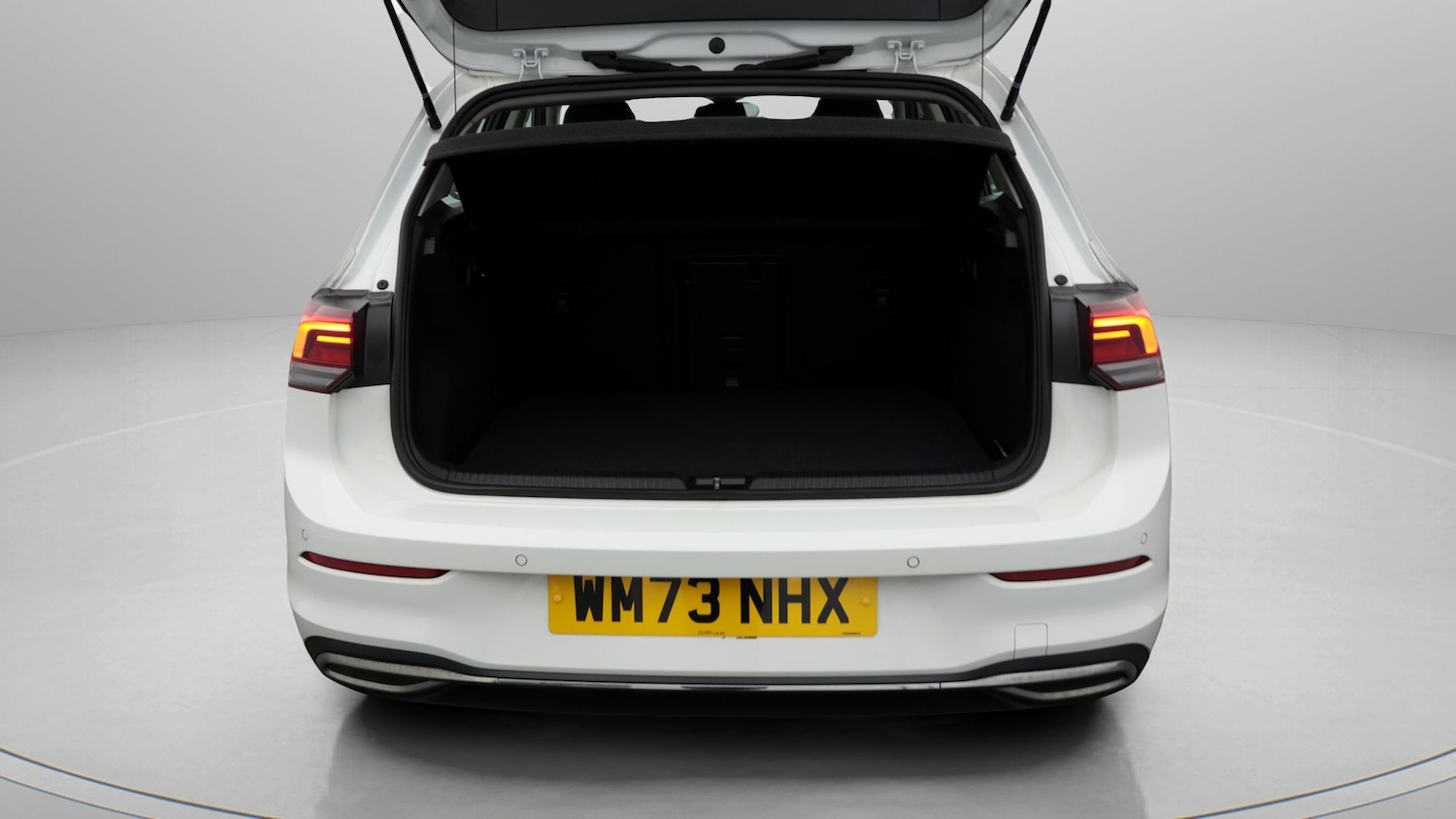 Used Volkswagen Golf 2024 for sale - 77679851: Photo 17