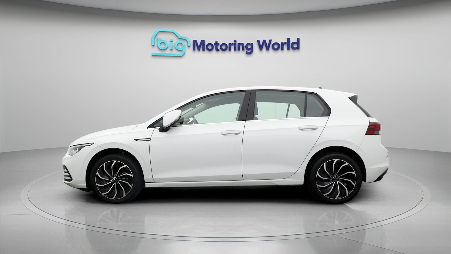 Used Volkswagen Golf 2024 for sale - 77679851: Photo 4