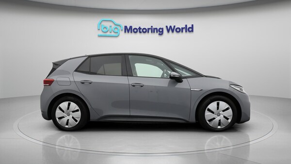 Used Volkswagen ID.3 2020 for sale - 76326881: Photo 9