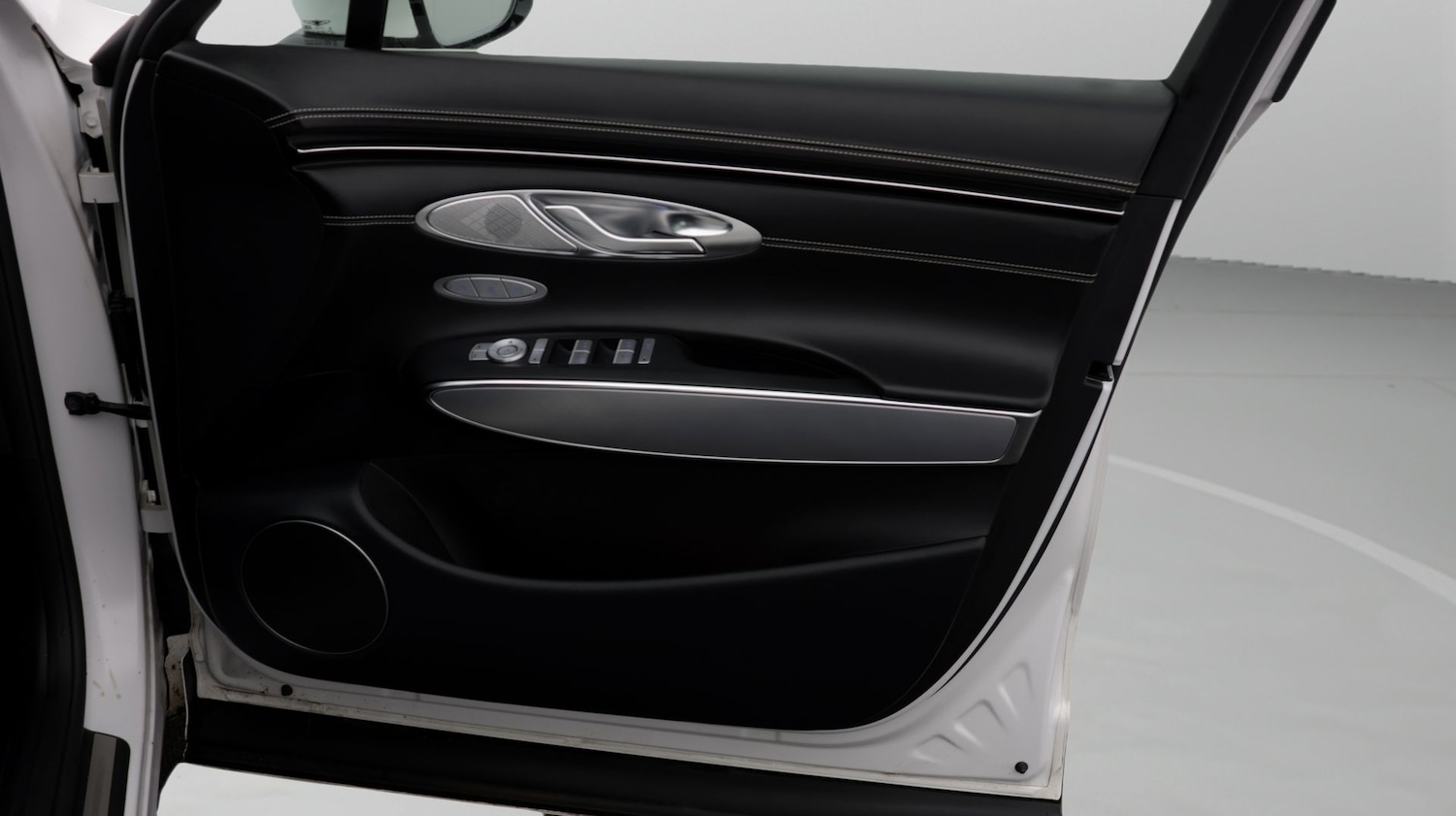 Used Genesis GV70 2024 for sale - 77746032: Photo 15