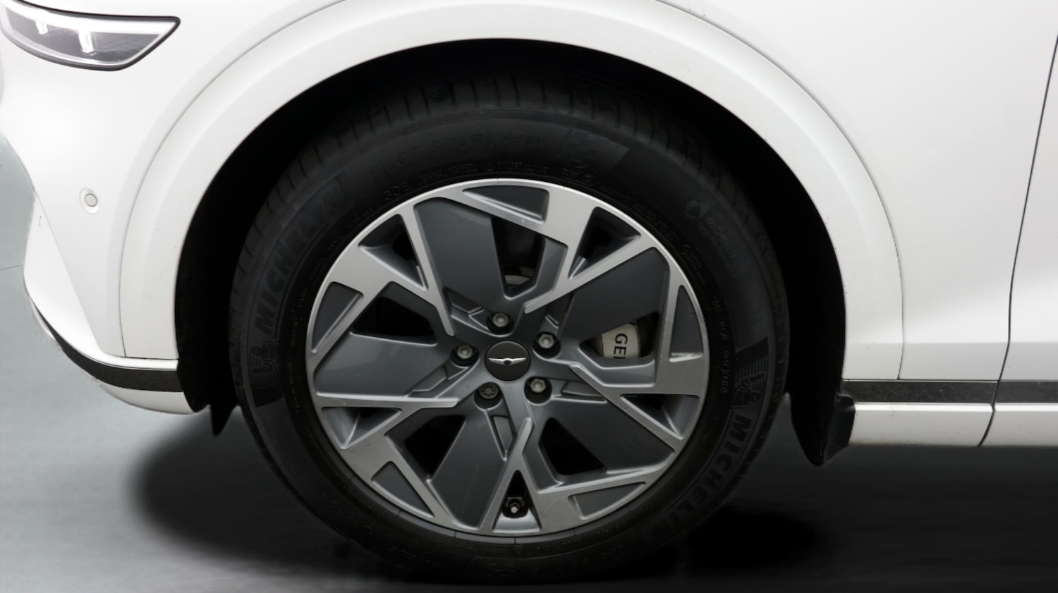 Used Genesis GV70 2024 for sale - 77746032: Photo 18